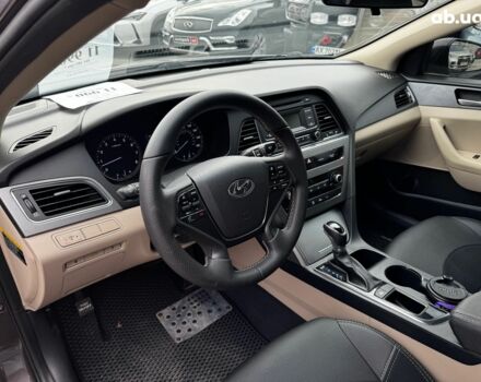 Хендай Соната 2017 в Харькове на Automoto.ua Коричневый Хендай Соната, объемом двигателя 2.4 л и пробегом 129 тыс. км за 11990 $, фото 11 на Automoto.ua