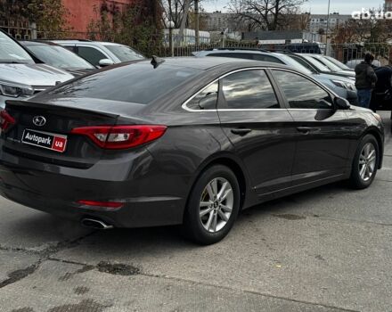 Хендай Соната 2017 в Харькове на Automoto.ua Коричневый Хендай Соната, объемом двигателя 2.4 л и пробегом 129 тыс. км за 11990 $, фото 4 на Automoto.ua