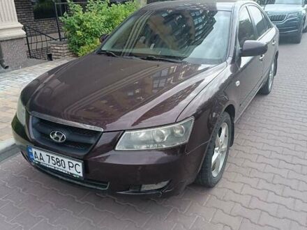 Хендай Соната 2007 в Вышгороде на Automoto.ua Коричневый Хендай Соната, объемом двигателя 2.36 л и пробегом 282 тыс. км за 6000 $, фото 1 на Automoto.ua