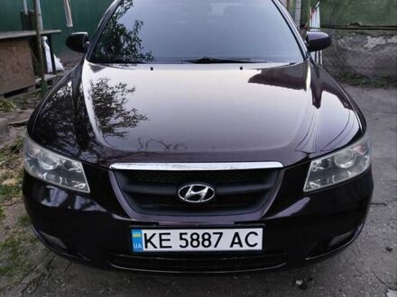 Хендай Соната 2007 у Дніпро (Дніпропетровську) на Automoto.ua Коричневий Хендай Соната, об'ємом двигуна 2 л та пробігом 240 тис. км за 6300 $, фото 1 на Automoto.ua