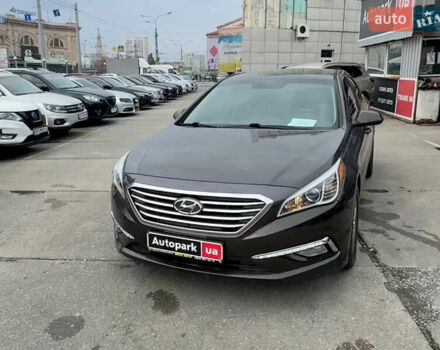 Коричневый Хендай Соната, объемом двигателя 2.4 л и пробегом 129 тыс. км за 11990 $, фото 1 на Automoto.ua