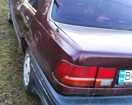 Хендай Соната 1993 в Львове на Automoto.ua Красный Хендай Соната, объемом двигателя 2 л и пробегом 359 тыс. км за 1300 $, фото 9 на Automoto.ua