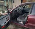 Червоний Хендай Соната, об'ємом двигуна 2 л та пробігом 206 тис. км за 1000 $, фото 3 на Automoto.ua