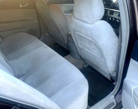 Червоний Хендай Соната, об'ємом двигуна 2.4 л та пробігом 300 тис. км за 2400 $, фото 2 на Automoto.ua