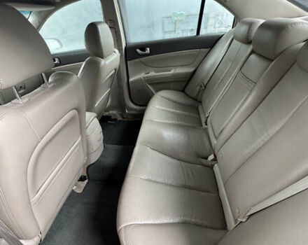 Красный Хендай Соната, объемом двигателя 3.34 л и пробегом 256 тыс. км за 5000 $, фото 6 на Automoto.ua