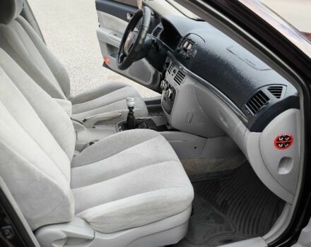 Красный Хендай Соната, объемом двигателя 0 л и пробегом 300 тыс. км за 3899 $, фото 15 на Automoto.ua