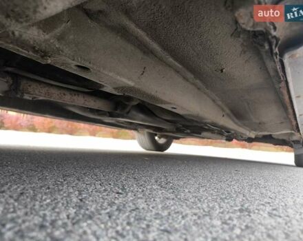 Красный Хендай Соната, объемом двигателя 2.36 л и пробегом 300 тыс. км за 3899 $, фото 14 на Automoto.ua