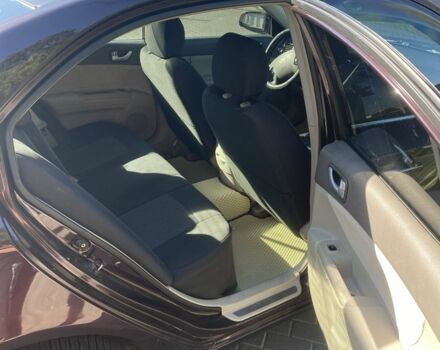 Червоний Хендай Соната, об'ємом двигуна 2 л та пробігом 270 тис. км за 5000 $, фото 13 на Automoto.ua