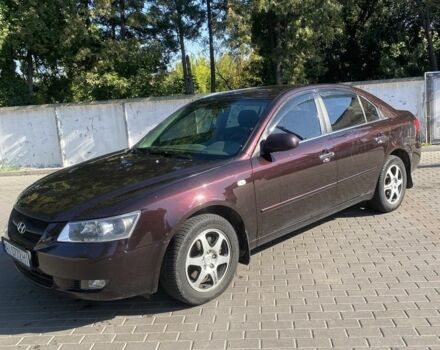 Червоний Хендай Соната, об'ємом двигуна 2 л та пробігом 270 тис. км за 5000 $, фото 1 на Automoto.ua