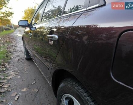 Хендай Соната 2006 у Казатине на Automoto.ua Червоний Хендай Соната, об'ємом двигуна 2 л та пробігом 280 тис. км за 5200 $, фото 1 на Automoto.ua