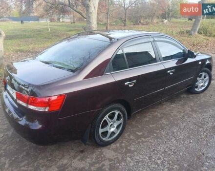 Червоний Хендай Соната, об'ємом двигуна 2 л та пробігом 280 тис. км за 4999 $, фото 19 на Automoto.ua