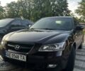 Красный Хендай Соната, объемом двигателя 2 л и пробегом 297 тыс. км за 6800 $, фото 1 на Automoto.ua