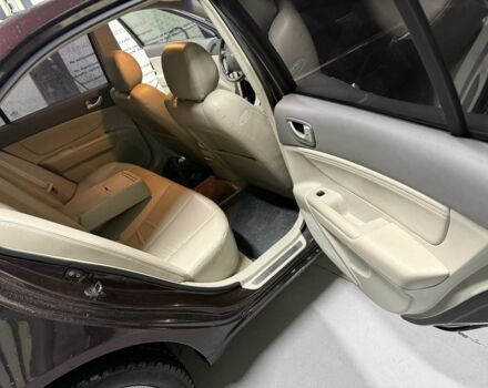 Червоний Хендай Соната, об'ємом двигуна 2.4 л та пробігом 133 тис. км за 8500 $, фото 20 на Automoto.ua