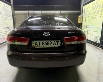 Червоний Хендай Соната, об'ємом двигуна 2.4 л та пробігом 133 тис. км за 8500 $, фото 5 на Automoto.ua