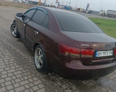 Червоний Хендай Соната, об'ємом двигуна 2.4 л та пробігом 302 тис. км за 6000 $, фото 5 на Automoto.ua