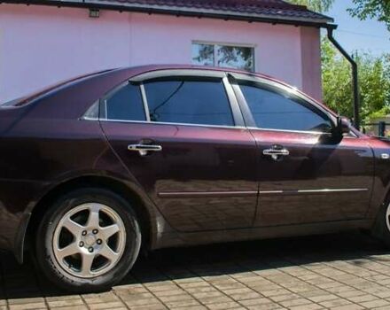 Червоний Хендай Соната, об'ємом двигуна 2 л та пробігом 198 тис. км за 6500 $, фото 9 на Automoto.ua