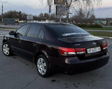 Червоний Хендай Соната, об'ємом двигуна 2 л та пробігом 225 тис. км за 5000 $, фото 5 на Automoto.ua