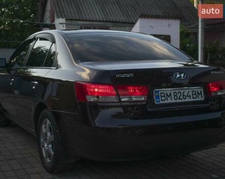 Червоний Хендай Соната, об'ємом двигуна 2 л та пробігом 198 тис. км за 6500 $, фото 8 на Automoto.ua