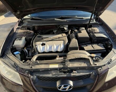 Красный Хендай Соната, объемом двигателя 2 л и пробегом 260 тыс. км за 4700 $, фото 6 на Automoto.ua