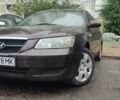 Червоний Хендай Соната, об'ємом двигуна 2 л та пробігом 293 тис. км за 5500 $, фото 1 на Automoto.ua