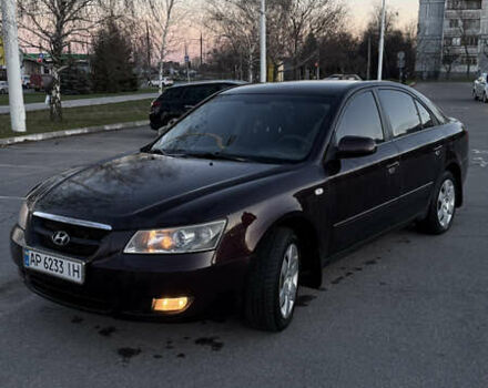 Червоний Хендай Соната, об'ємом двигуна 2 л та пробігом 225 тис. км за 5000 $, фото 7 на Automoto.ua