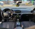 Красный Хендай Соната, объемом двигателя 2 л и пробегом 260 тыс. км за 4700 $, фото 5 на Automoto.ua