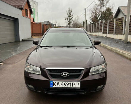 Красный Хендай Соната, объемом двигателя 2 л и пробегом 348 тыс. км за 6800 $, фото 15 на Automoto.ua