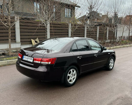 Красный Хендай Соната, объемом двигателя 2 л и пробегом 348 тыс. км за 6800 $, фото 10 на Automoto.ua