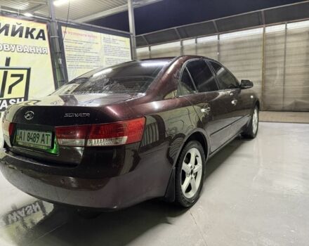 Червоний Хендай Соната, об'ємом двигуна 2.4 л та пробігом 133 тис. км за 8500 $, фото 1 на Automoto.ua