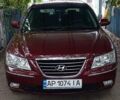 Красный Хендай Соната, объемом двигателя 2 л и пробегом 258 тыс. км за 7000 $, фото 1 на Automoto.ua