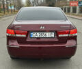 Красный Хендай Соната, объемом двигателя 2 л и пробегом 240 тыс. км за 5300 $, фото 11 на Automoto.ua