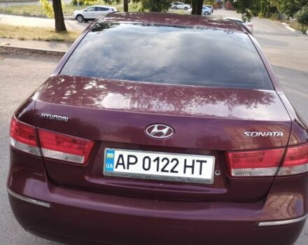 Червоний Хендай Соната, об'ємом двигуна 2 л та пробігом 212 тис. км за 4700 $, фото 1 на Automoto.ua