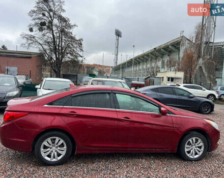 Красный Хендай Соната, объемом двигателя 2.4 л и пробегом 252 тыс. км за 6700 $, фото 4 на Automoto.ua