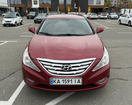 Червоний Хендай Соната, об'ємом двигуна 2.36 л та пробігом 189 тис. км за 8699 $, фото 1 на Automoto.ua