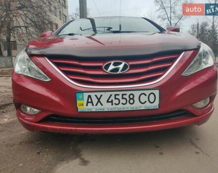 Красный Хендай Соната, объемом двигателя 2 л и пробегом 206 тыс. км за 8500 $, фото 2 на Automoto.ua