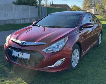 Красный Хендай Соната, объемом двигателя 2.4 л и пробегом 255 тыс. км за 8750 $, фото 1 на Automoto.ua