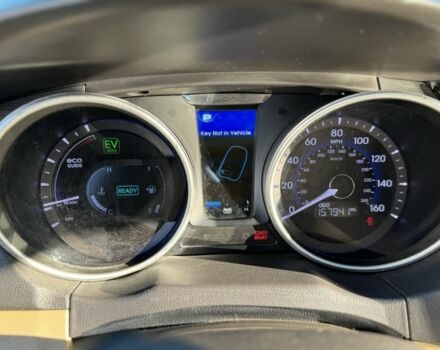 Красный Хендай Соната, объемом двигателя 2.4 л и пробегом 255 тыс. км за 8750 $, фото 6 на Automoto.ua