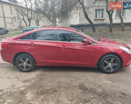 Красный Хендай Соната, объемом двигателя 2 л и пробегом 206 тыс. км за 8500 $, фото 8 на Automoto.ua