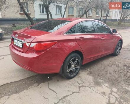 Красный Хендай Соната, объемом двигателя 2 л и пробегом 206 тыс. км за 8500 $, фото 7 на Automoto.ua