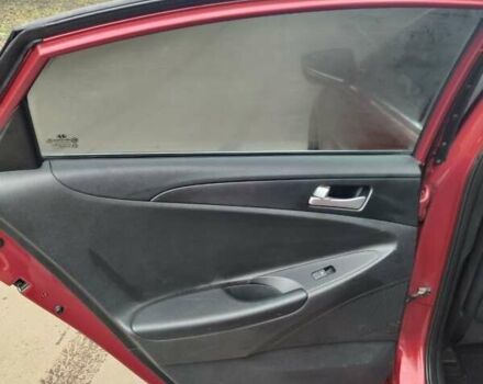 Красный Хендай Соната, объемом двигателя 2 л и пробегом 206 тыс. км за 8500 $, фото 16 на Automoto.ua