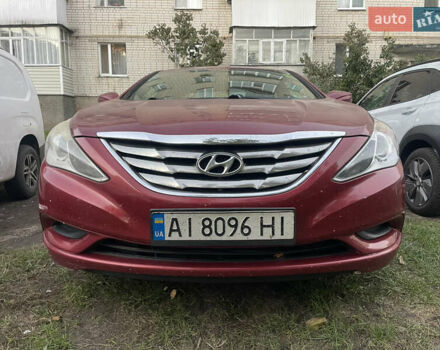 Червоний Хендай Соната, об'ємом двигуна 2.4 л та пробігом 155 тис. км за 5999 $, фото 1 на Automoto.ua