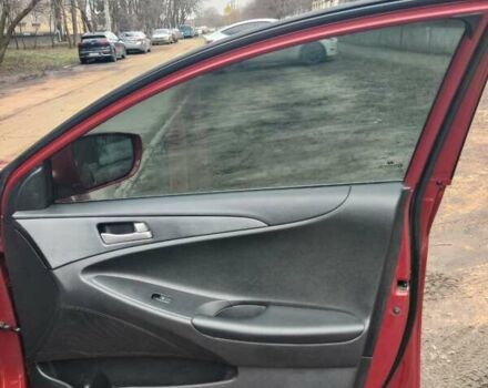 Красный Хендай Соната, объемом двигателя 2 л и пробегом 206 тыс. км за 8500 $, фото 21 на Automoto.ua