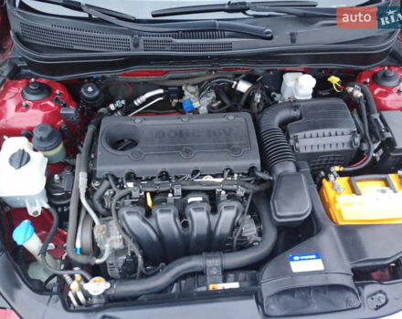 Красный Хендай Соната, объемом двигателя 2.4 л и пробегом 187 тыс. км за 8200 $, фото 21 на Automoto.ua