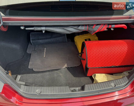 Красный Хендай Соната, объемом двигателя 2.36 л и пробегом 285 тыс. км за 10500 $, фото 9 на Automoto.ua