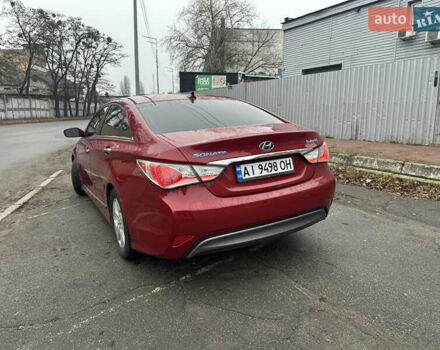 Красный Хендай Соната, объемом двигателя 2.4 л и пробегом 255 тыс. км за 9000 $, фото 2 на Automoto.ua