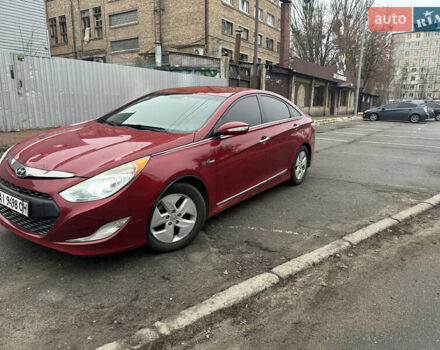 Красный Хендай Соната, объемом двигателя 2.4 л и пробегом 255 тыс. км за 9000 $, фото 4 на Automoto.ua