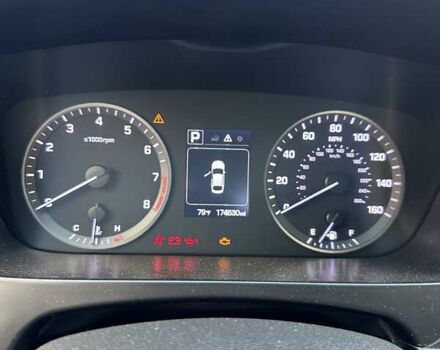 Красный Хендай Соната, объемом двигателя 2.36 л и пробегом 280 тыс. км за 8500 $, фото 8 на Automoto.ua