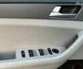 Червоний Хендай Соната, об'ємом двигуна 2.4 л та пробігом 141 тис. км за 8940 $, фото 10 на Automoto.ua