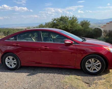 Красный Хендай Соната, объемом двигателя 2.4 л и пробегом 104 тыс. км за 9000 $, фото 6 на Automoto.ua