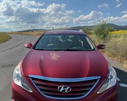 Красный Хендай Соната, объемом двигателя 2.4 л и пробегом 104 тыс. км за 9000 $, фото 4 на Automoto.ua